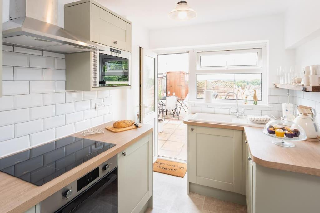 *Brand New* Olive Grove Cottage Torquay Bagian luar foto