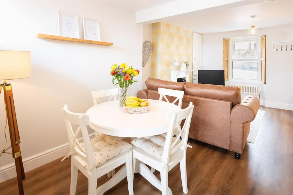 *Brand New* Olive Grove Cottage Torquay Bagian luar foto